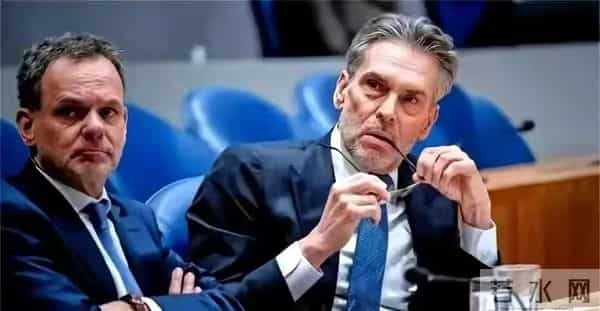 破大防！荷兰大臣向全世界承认：没想到中方真的叫停芯片出口