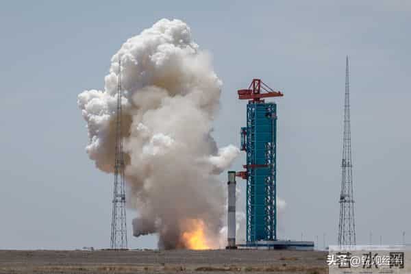 航天 “暗战” 升级，中国朱雀亮剑，回收虽败但数据关键