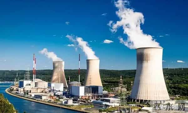 美国50年砸钱无果，中国14年搞定用钍发电，解锁戈壁能源密码