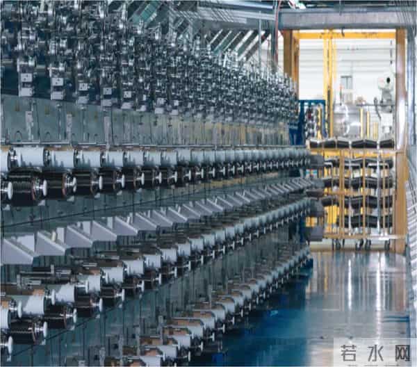 打破垄断!深大联合攻关,国产T1100级碳纤维实现千吨级生产