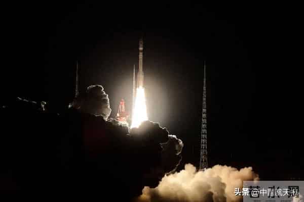 长六改火箭成功发射！卫星互联网低轨15组卫星入轨
