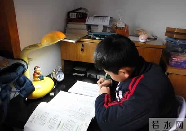 2020年火箭发射失利,初二学生写信谈原因,两总回信:见解很独特