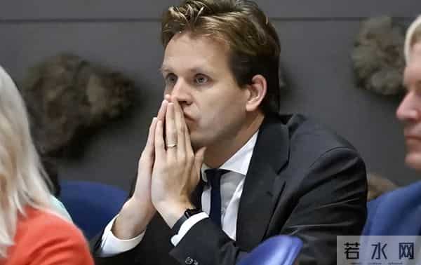 荷兰公开宣布制裁中国，各个公司芯片受损，中国反应令人意想不到