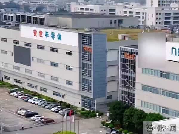 荷兰大臣承认：没想到中方真的叫停芯片出口！彻底颠覆了他的预期