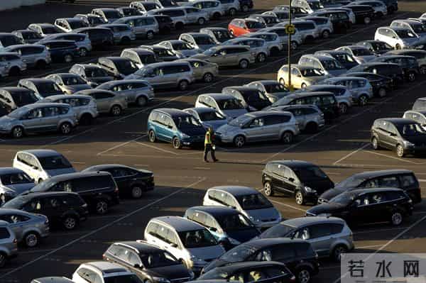 破大防！荷兰大臣向全世界承认：没想到中方真的叫停芯片出口