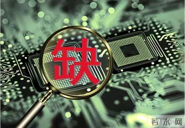 全球内存告急：中国芯片能接住AI硬件涨价的“破局球”吗？