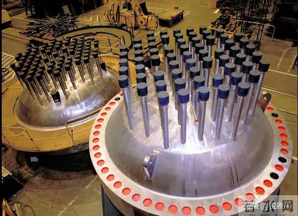 美国50年砸钱无果，中国14年搞定用钍发电，解锁戈壁能源密码