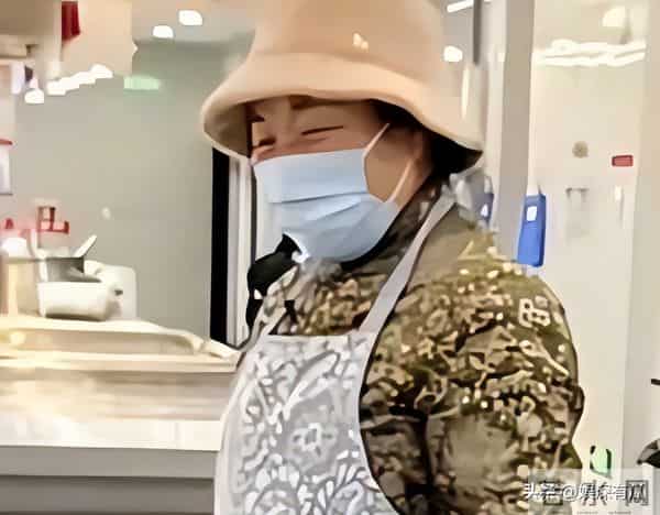 章泽天也没想到！父母一个举动，就让丈夫刘强东实现“口碑暴涨”