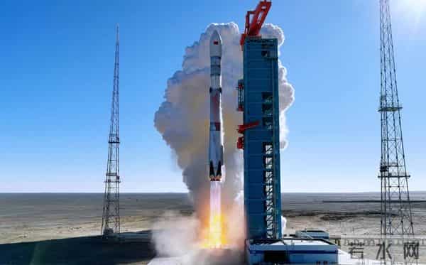 1.8吨：7.4吨，轻舟货运飞船首次亮相：有天舟为何还要它？