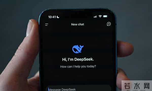 黄仁勋吓唬特朗普：中国干2天，顶我们瞎忙3年，你告诉我怎么赢？
