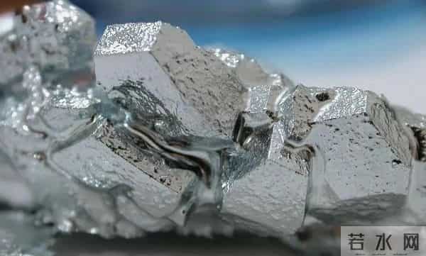 美日荷限制DUV光刻机，我国限制镓和锗，谁受到的影响更大？