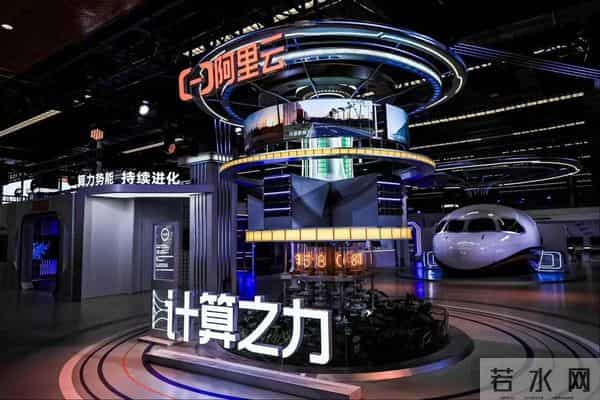 利润暴跌85%股价却涨！4300亿砸向AI和外卖，真相太意外