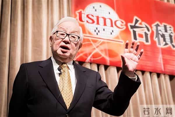 仅差1美元，他误成芯片霸主，同门师弟却弃美回国，誓死突围！