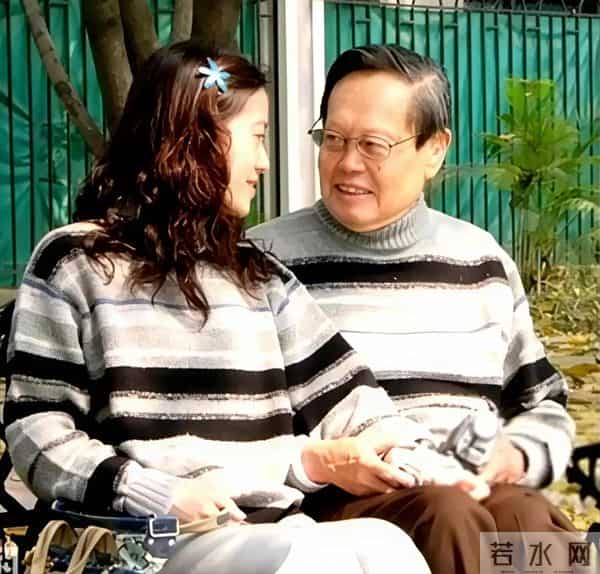 翁帆首次发声追忆杨振宁，数次哽咽，泣不成声，继子杨光诺没说错