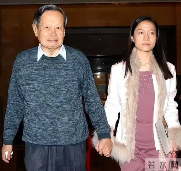 翁帆公开悼念杨振宁，暴露对他的特别称呼，字字暗藏深意