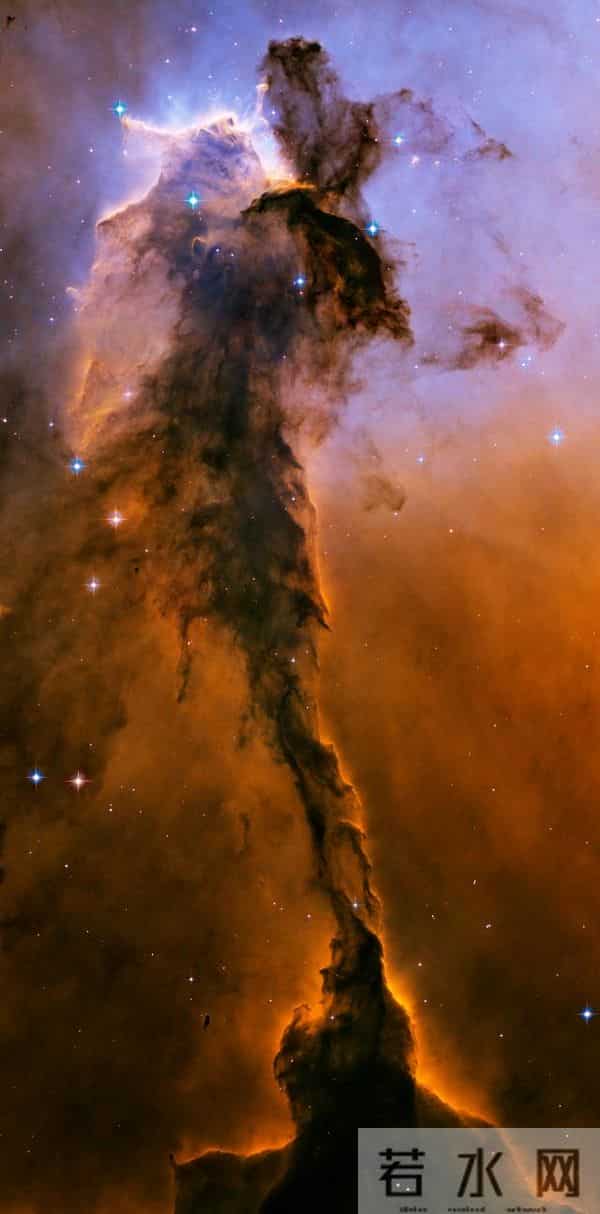 被美国骗了？航天员出舱巡检神舟二十号飞船：画面还原太空原貌