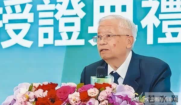 75岁芯片大佬潜逃美国！带核心技术机密，中国半导体暗战再添变数