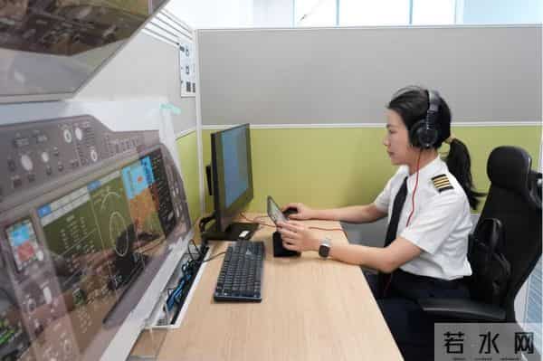 飒爽，C919首位女机长首航！
