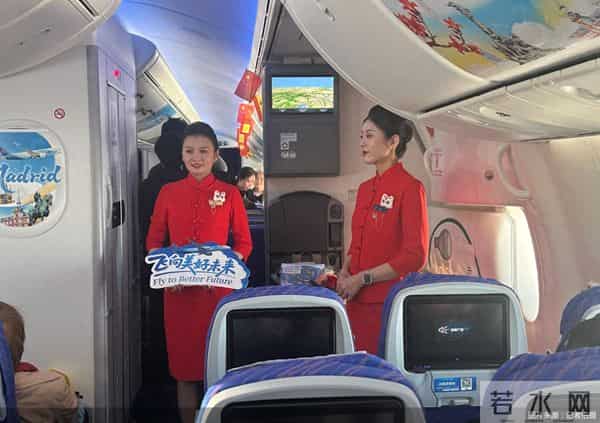 航司年底密集开航新航线，瞄准国际市场抢占客流