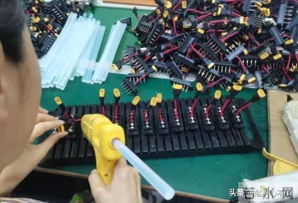 狂飙2000%！美国严防死守的技术，中国小厂硬核突围冲进全球前三