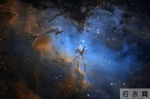 被美国骗了？航天员出舱巡检神舟二十号飞船：画面还原太空原貌