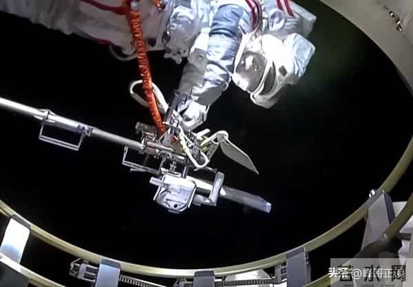 神21出舱不到24小时，空间站再次传来3大好消息，个个令人沸腾！