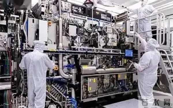 美日荷限制DUV光刻机，我国限制镓和锗，谁受到的影响更大？