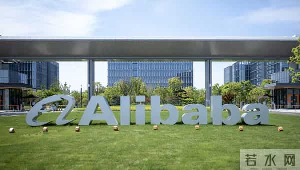 利润暴跌85%股价却涨！4300亿砸向AI和外卖，真相太意外