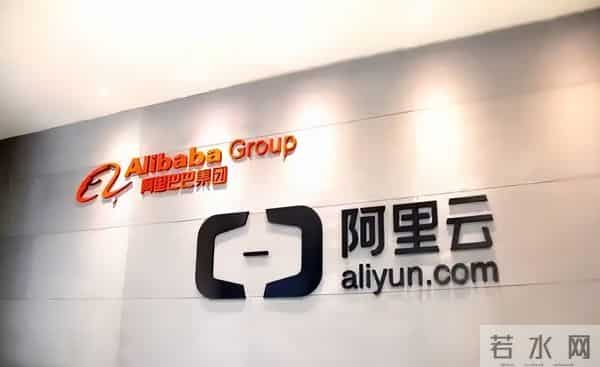 利润暴跌85%股价却涨！4300亿砸向AI和外卖，真相太意外