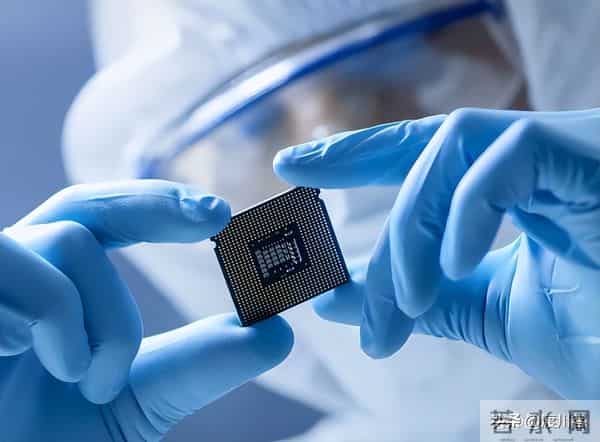 美国突然松口了，对华解禁H200芯片，是慷慨送礼还是另有所图？