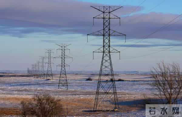 特朗普破大防：不如中国？美国AI电力遥遥领先，都归功于我