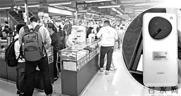 遭多款主流APP“围剿” 豆包AI手机引发“入口争夺战”