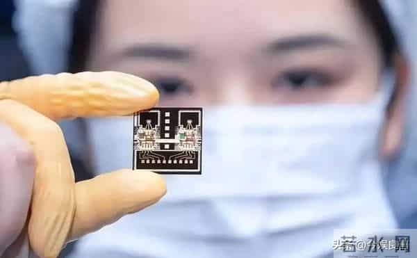 退休即叛逃!台积电75岁前副总带20箱机密,转身就成英特尔副总裁