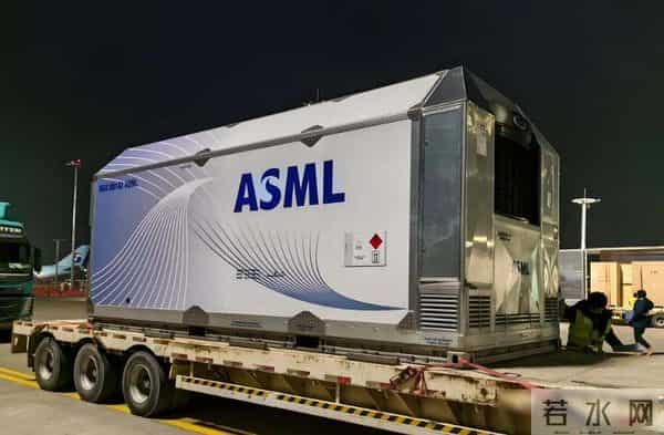 华为被卡脖子，中国拆光刻机，技术反而跑得更快了