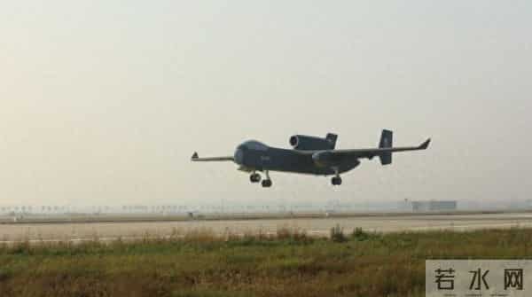 “九天”无人机成功首飞，其最大起飞重量16吨，航时12小时、转场航程7000公里：能承担海岛重型物资运输