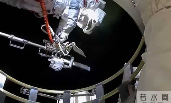 万万没想到,神21乘组完成任务不到2天,却意外暴露空间站的困境