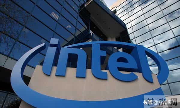 退休即叛逃!台积电75岁前副总带20箱机密,转身就成英特尔副总裁