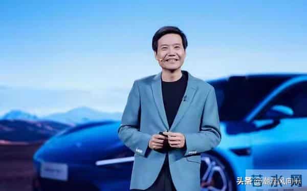 官媒亲宣！40岁梁文锋再破天花板，这次，他让雷军和科技圈沉默了