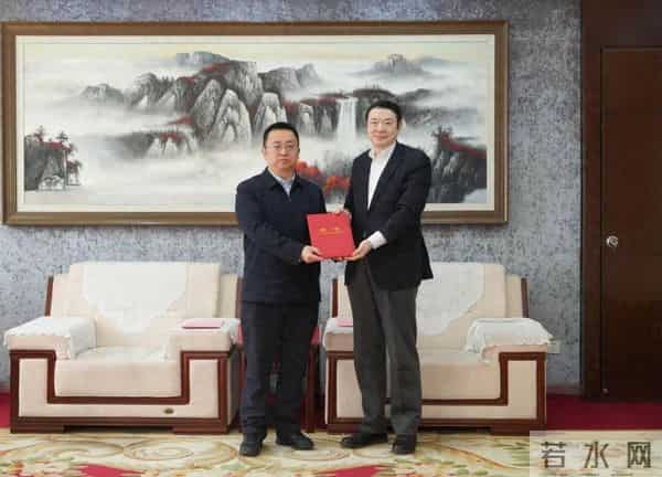 科大讯飞副总裁王士进，受聘河南一高校院长