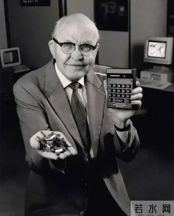 仅差1美元，他误成芯片霸主，同门师弟却弃美回国，誓死突围！