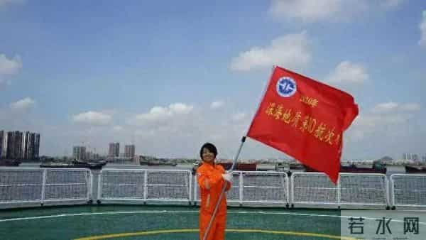 筑梦新时代·巾帼奋进时 - “海上蓝玫瑰”：迎着光，破浪前行——广州海洋地质调查局女科研工作者群体侧记