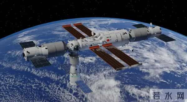 被美国给骗了？航天员出舱巡检神舟二十号飞船：画面还原太空原貌