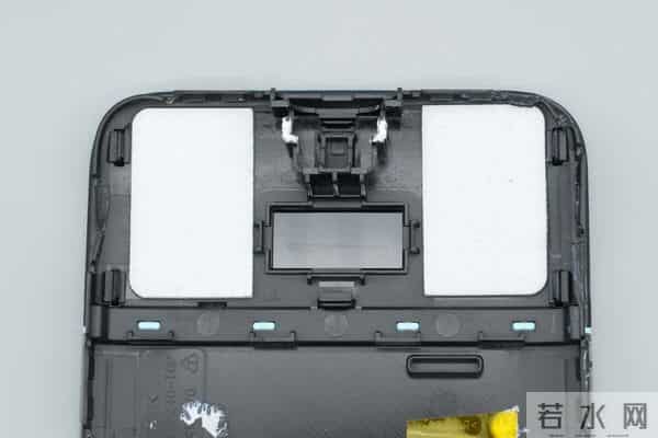 自带线 + 数显屏 + 120W 快充+ 20000mah，酷态科 25 号超级电能块 SE拆解