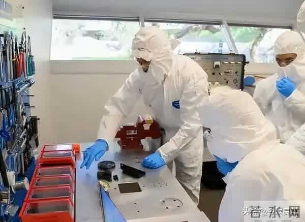 退休即叛逃!台积电75岁前副总带20箱机密,转身就成英特尔副总裁