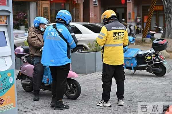 外卖补贴烧不动了！商家维持艰难，钱都进了谁的口袋