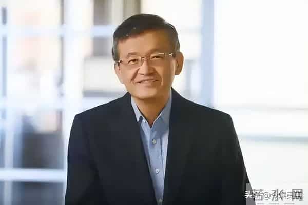 退休即叛逃!台积电75岁前副总带20箱机密,转身就成英特尔副总裁