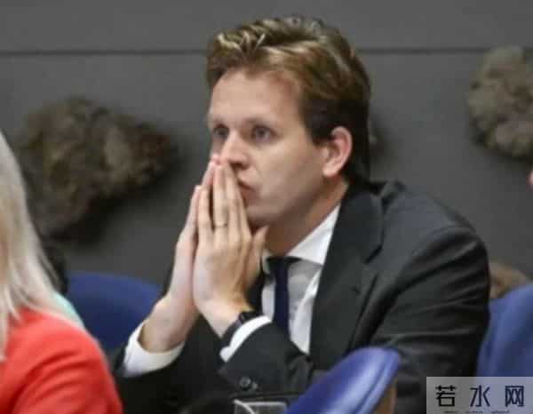 破大防！荷兰大臣向全世界承认：没想到中方真的叫停芯片出口