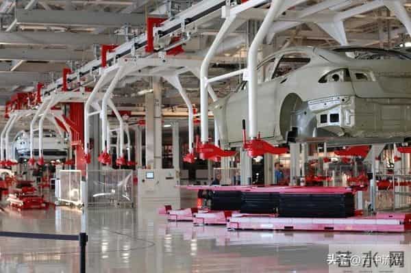 别羡慕首富！马斯克的生活你真过不了：博主亲测3天，心态崩了