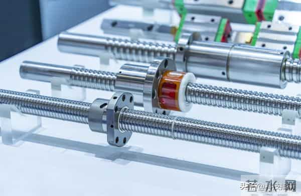 人形机器人爆火背后！核心部件商闷声发财，秘密藏不住了