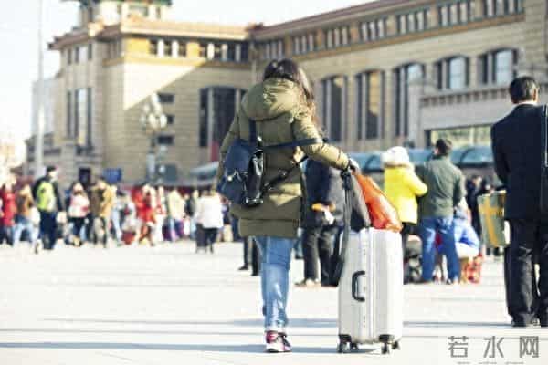 2026年春节要“凉凉”?网友炸锅:不是没钱,是累得不想折腾了